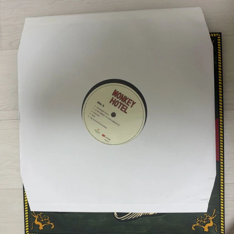 잔나비 몽키호텔 lp 블랙 체코반(개봉) 이미지