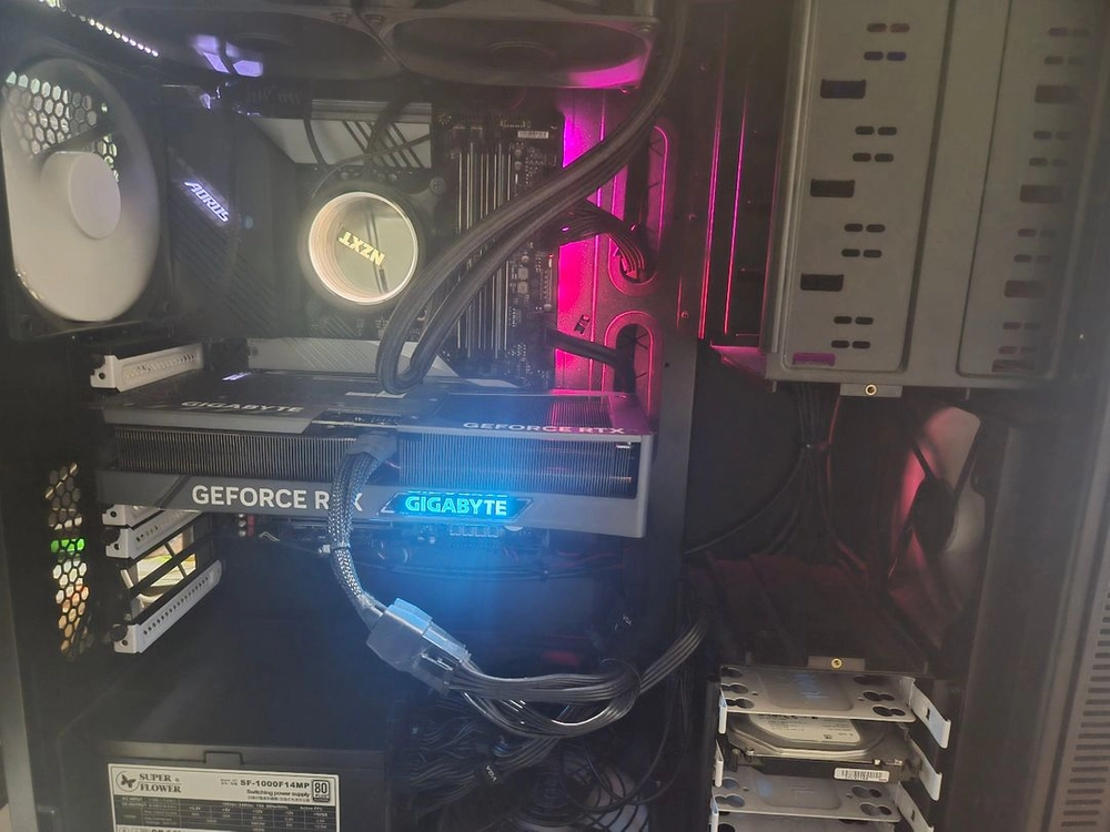 *가격내림*i7-14700kf / 4070ti / ddr5-32gb / ssd 1tb 이미지