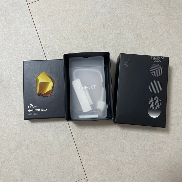 (미개봉) SK하이닉스 Gold S31 SSD 1TB 외장하드 - 안심되는 중고거래