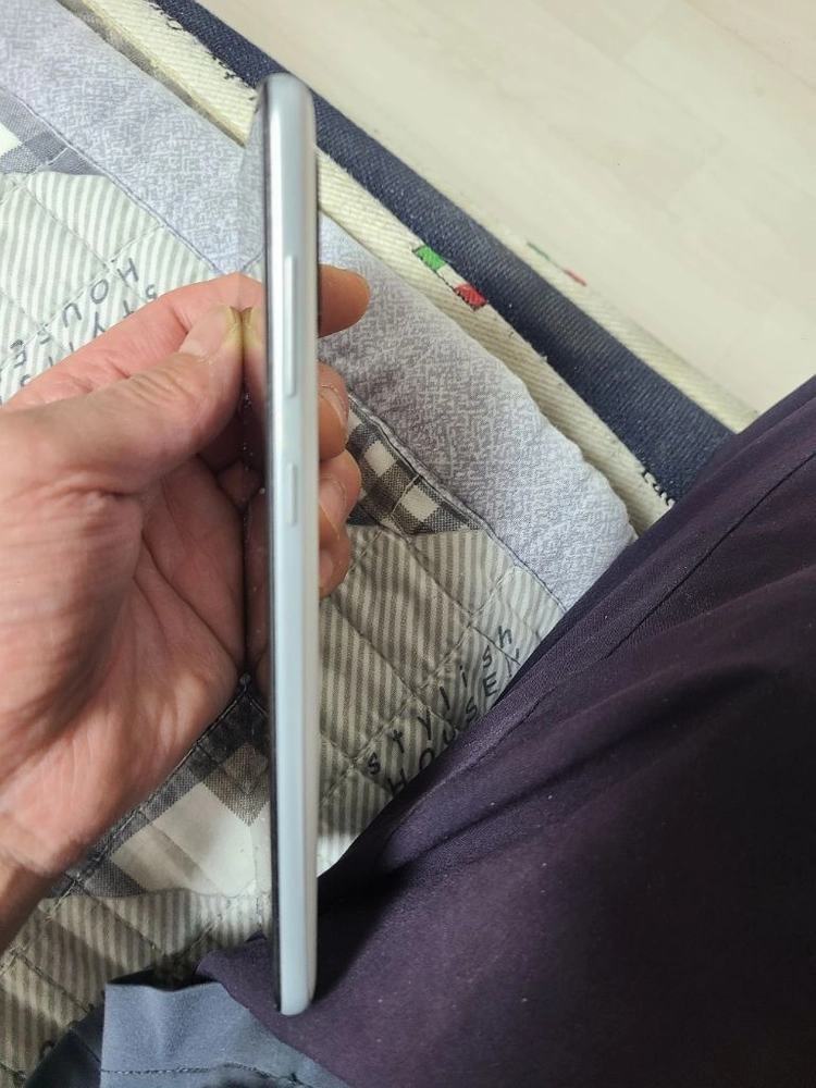 갤럭시 A31 이미지