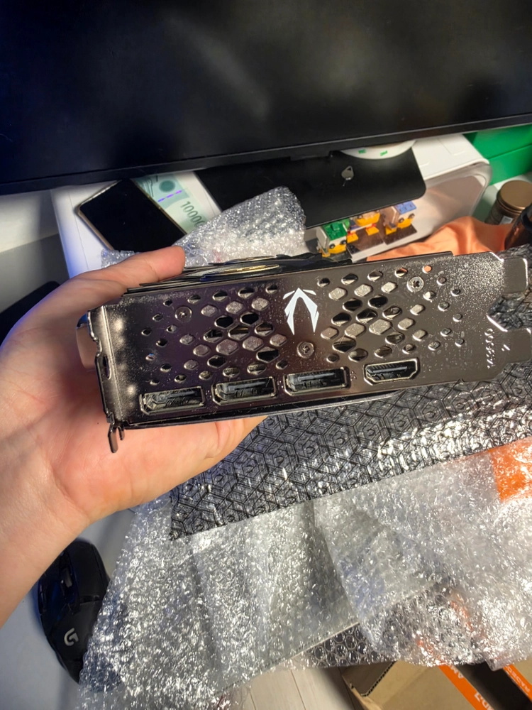 조텍 RTX 4070 SUPER 트윈 엣지 OC 12GB 중고팝니다 - 안심되는 중고거래