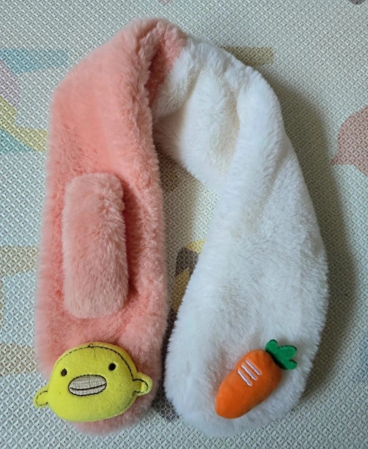 여아 겨울목도리 장갑 귀마개 일괄 이미지