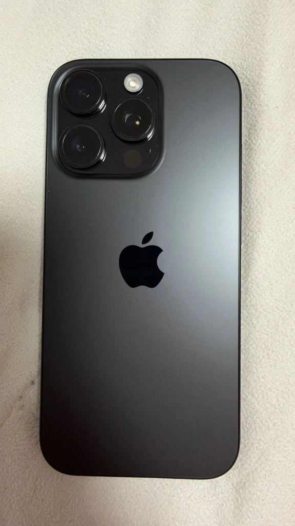 아이폰 16pro 512 블랙 티타늄 이미지