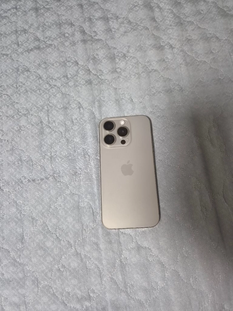 아이폰 15pro 이미지