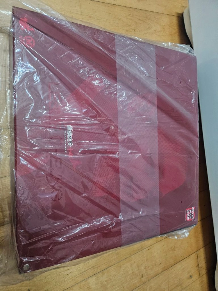 핫토이 장국영 레슬리청 버전 이미지