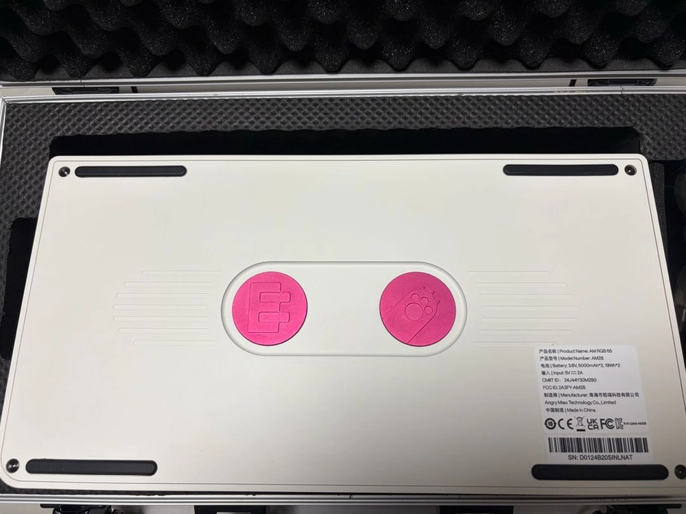 앵그리미아오 rgb65 클라우드화이트 + gmk + 제인키캡 이미지