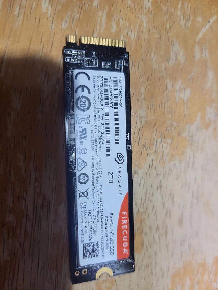 씨게이트 파이어쿠다 520 SSD 2TB 이미지