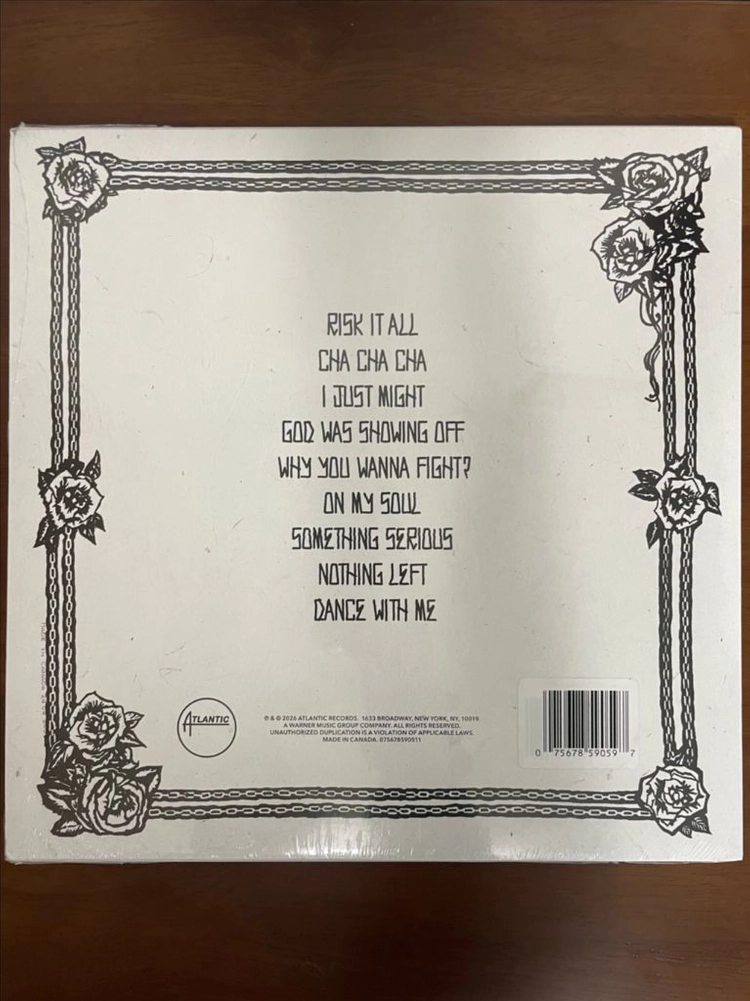 브루노마스 lp the romantic 이미지
