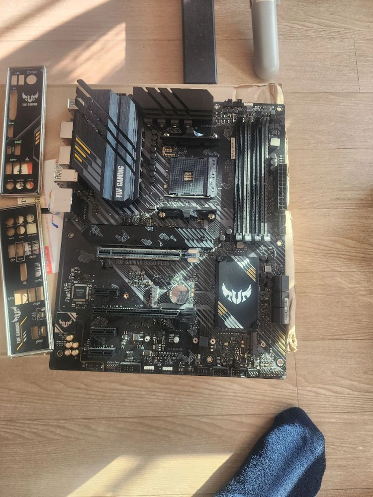asus tuf b550 plus,시소닉 750w 파워,3열수냉쿨러 이미지