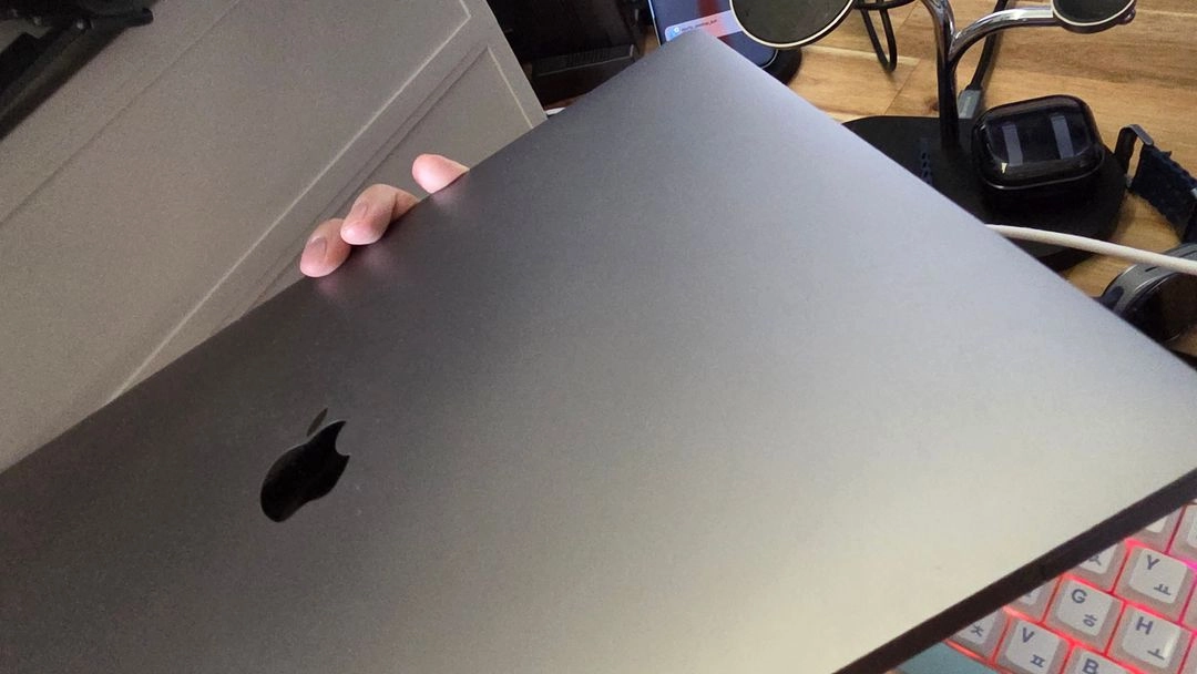 맥북프로 16인치 2019 i7 16GB 512GB 스페이스그레이 (사이클 113회) - 안심되는 중고거래