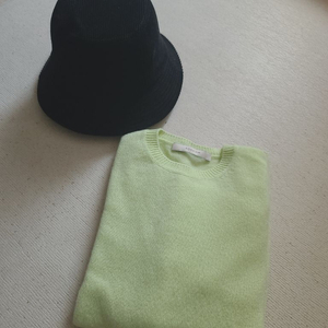 SOYOOM Cashmere Knit 소윰 캐시미어 그린 라임 연두색 긴팔 라운드넥 니트/ 릭오웬스 랑방 더캐시미어 이미지