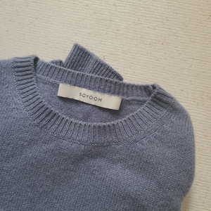 SOYOOM Cashmere Knit 소윰 캐시미어 블루 긴팔 라운드넥 니트 / 릭오웬스 랑방 폴로 더캐시미어 더바 이미지