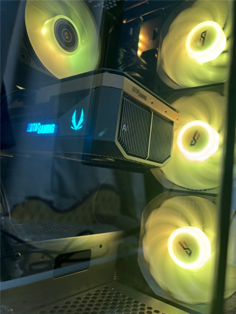 RTX 5080 7800x3d 32g 1t - 안심되는 중고거래