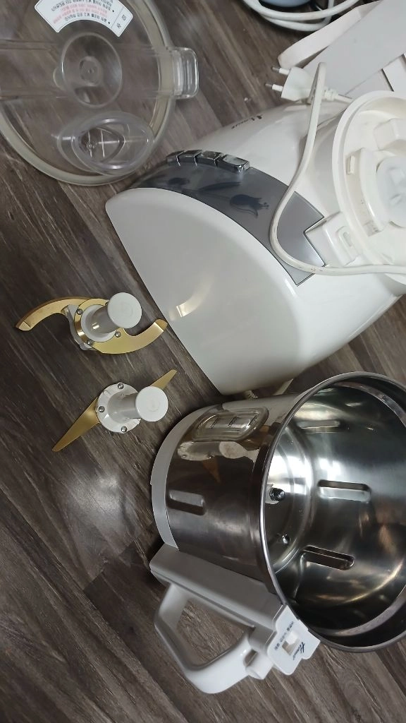 한일 HMF-3150S 믹서기 분쇄기 화이트 양칼날두개포함 이미지