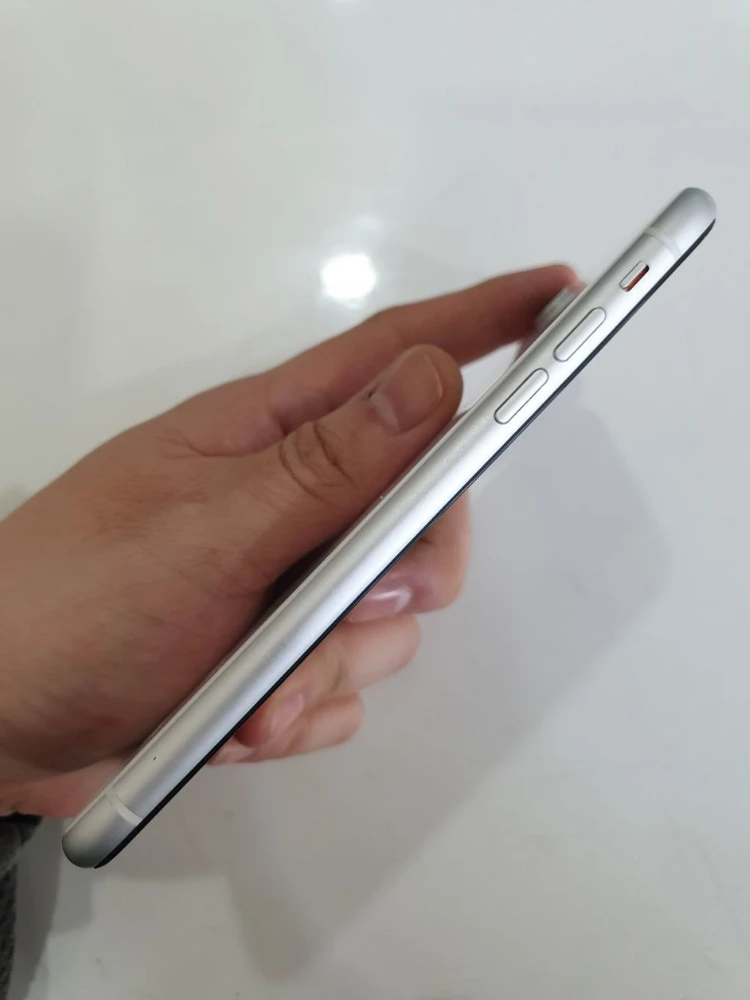 아이폰 XR 64G 상태굿 중고폰 공기계 이미지