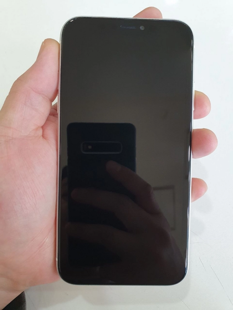 아이폰 XR 64G 상태굿 중고폰 공기계 이미지