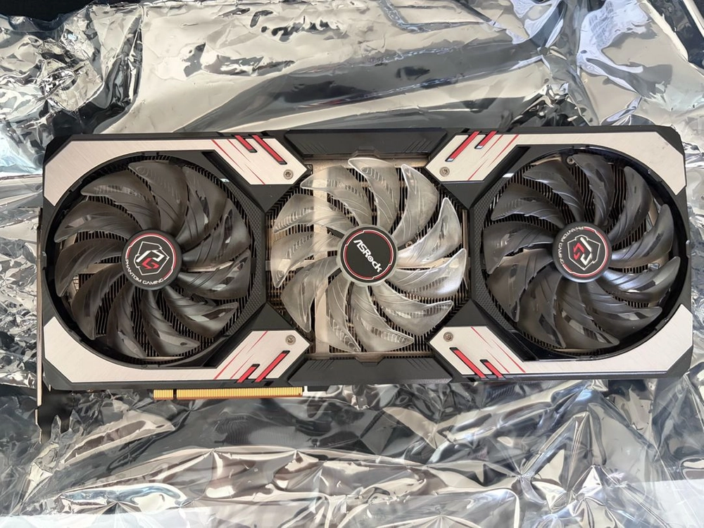 AMD 라데온 RX 6800 XT (애즈락 팬텀게이밍) 이미지