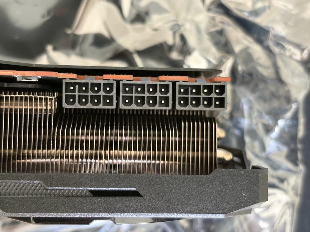 AMD 라데온 RX 6800 XT (애즈락 팬텀게이밍) 이미지