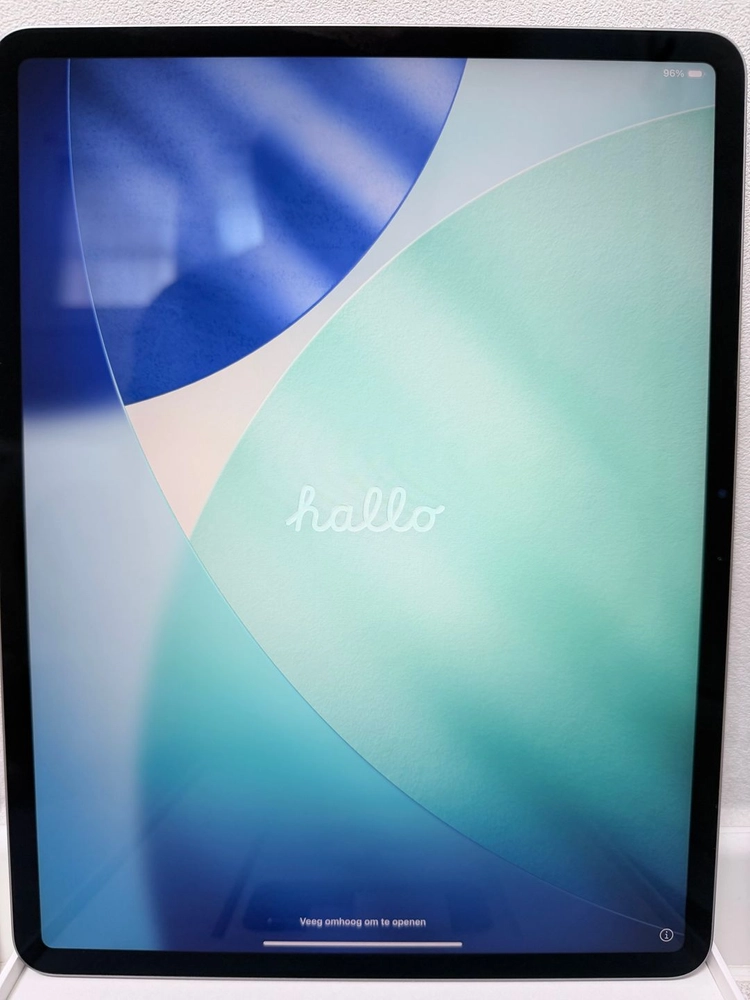 iPad Air 13 M2 128GB Wi-fi 모델 + Apple Pencil Pro 판매합니다. 이미지