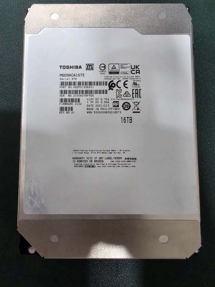 고장 도시바 16테라 엔터프라이즈 16TB HDD 하드 이미지