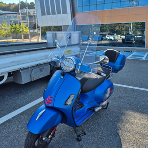 베스파GTS300 SUPER SPORT ABS 모델(2020년식) 판매 이미지