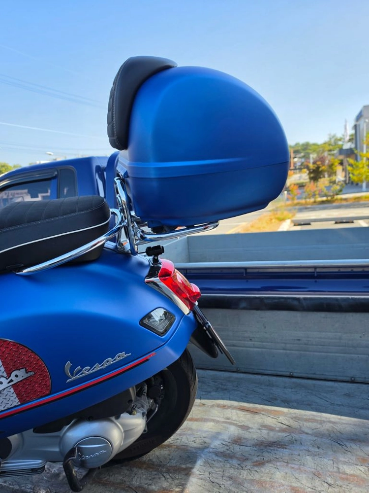 베스파GTS300 SUPER SPORT ABS 모델(2020년식) 판매 이미지