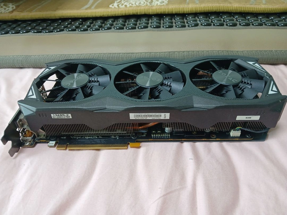 조텍 GTX980ti 6gb 이미지