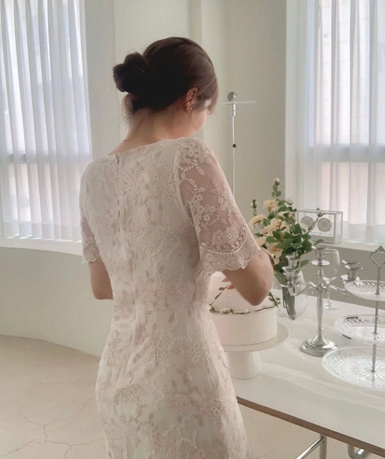레이스 롱 원피스 드레스 / 돌잔치·웨딩스냅·셀프웨딩·브라이덜샤워 이미지