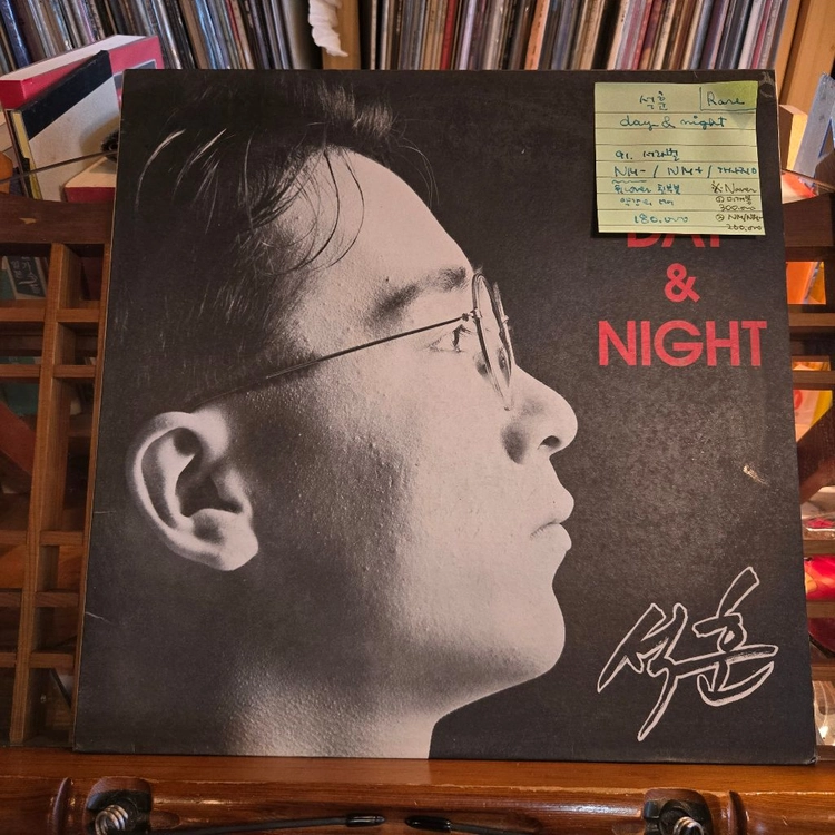 석훈.day & night.91.서라벌.RARE!.NM-/NM+.민트급LP 이미지