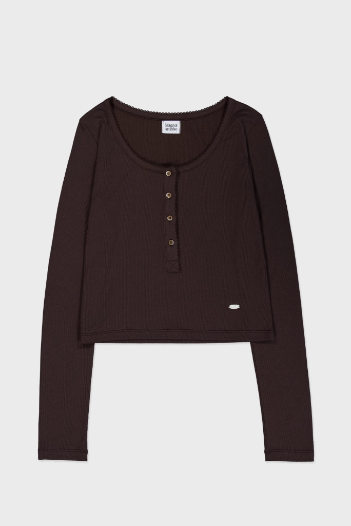 마그넷 아카이브 picot henly top 브라운 이미지
