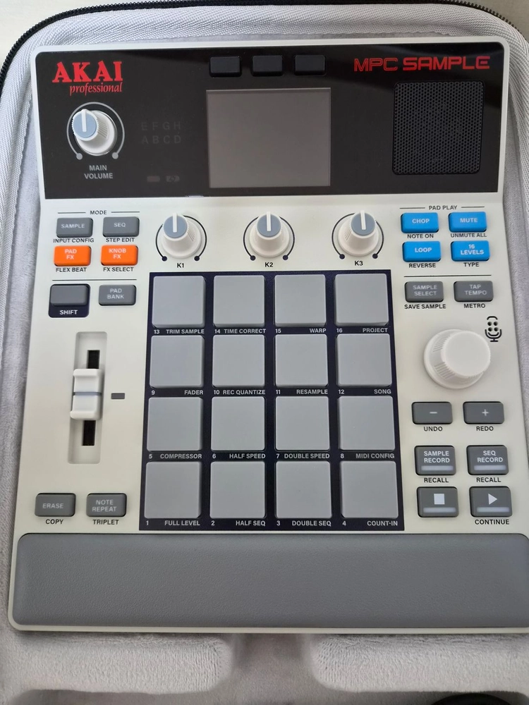 AKAI MPC SAMPLE 샘플러 - 안심되는 중고거래
