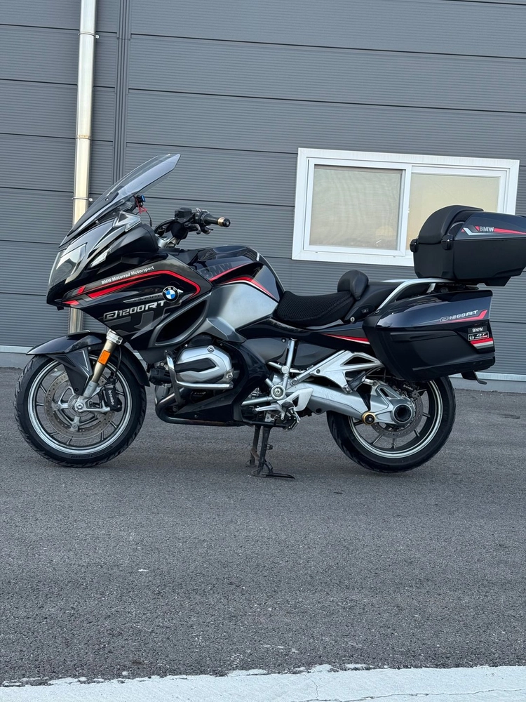 구변완료) BMW R1200RT 17년식 풀튜닝 투어러 바이크 저렴하게 판매합니다. 이미지