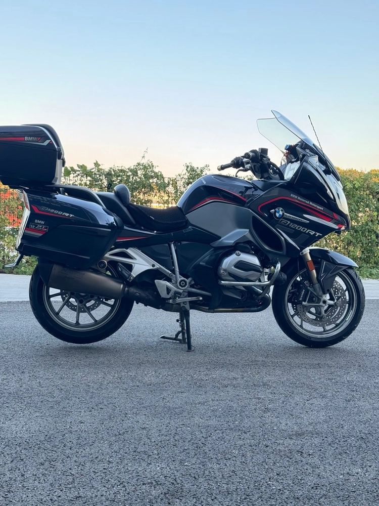 구변완료) BMW R1200RT 17년식 풀튜닝 투어러 바이크 저렴하게 판매합니다. 이미지