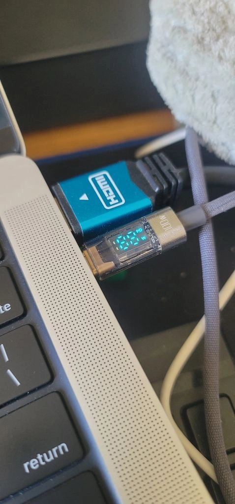 [액정만 불량 48사이클 S급] A2442 맥북 M1프로 16GB 512GB (썬더볼트 도킹포함) 이미지