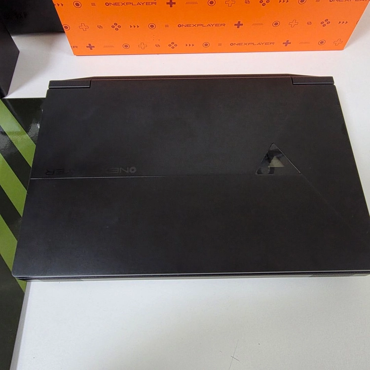 원엑스플레이어 onexplayer g1 hx370 / 64gb / 4tb (총 사용시간 57시간) 이미지