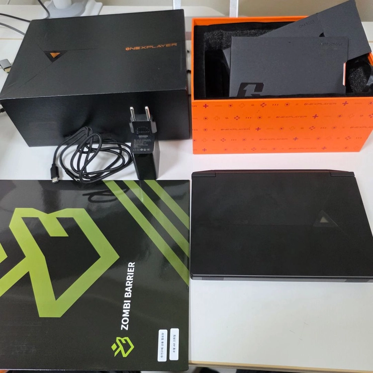 원엑스플레이어 onexplayer g1 hx370 / 64gb / 4tb (총 사용시간 57시간) 이미지