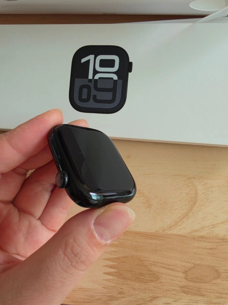 애플워치 10 46mm 알루미늄 GPS 제트블랙 풀박스 판매합니다 이미지