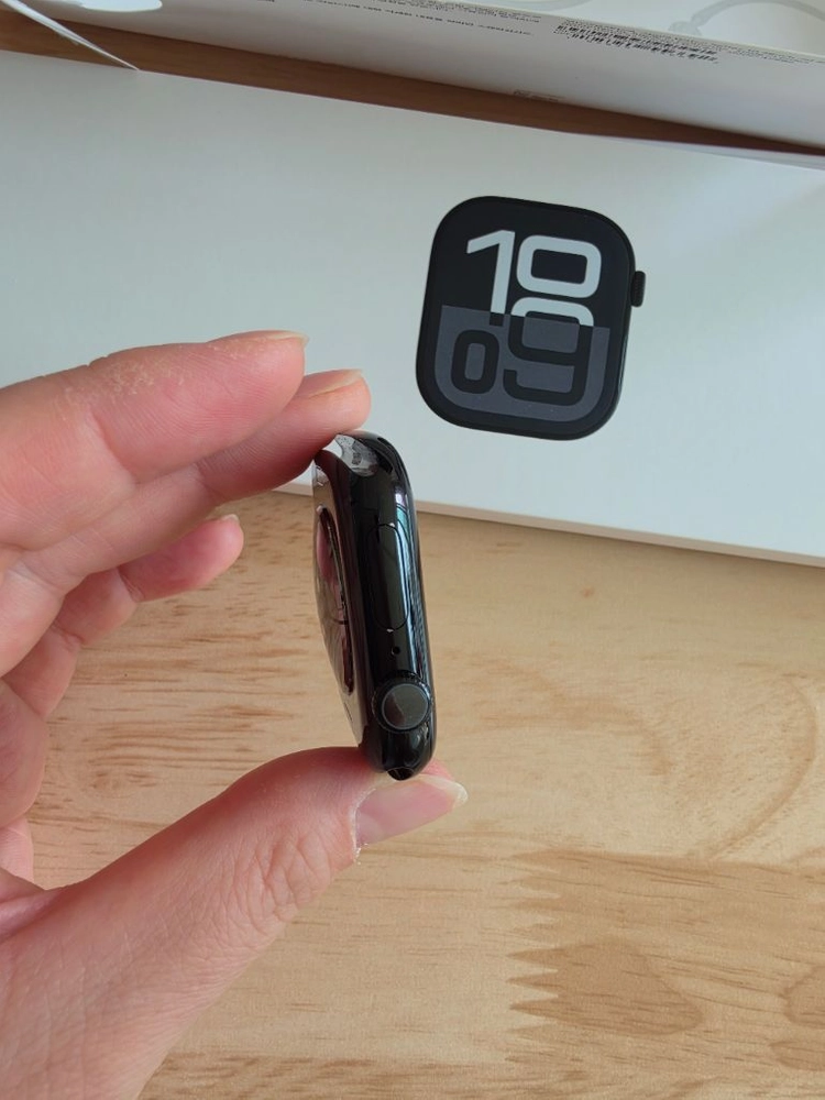 애플워치 10 46mm 알루미늄 GPS 제트블랙 풀박스 판매합니다 이미지
