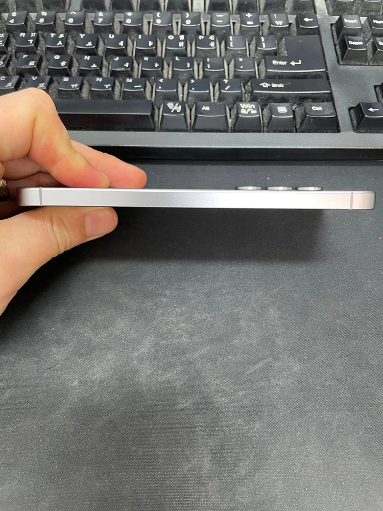 갤럭시S25 실버 256GB 무잔상 상태좋은 중고69만6천팝니다 이미지