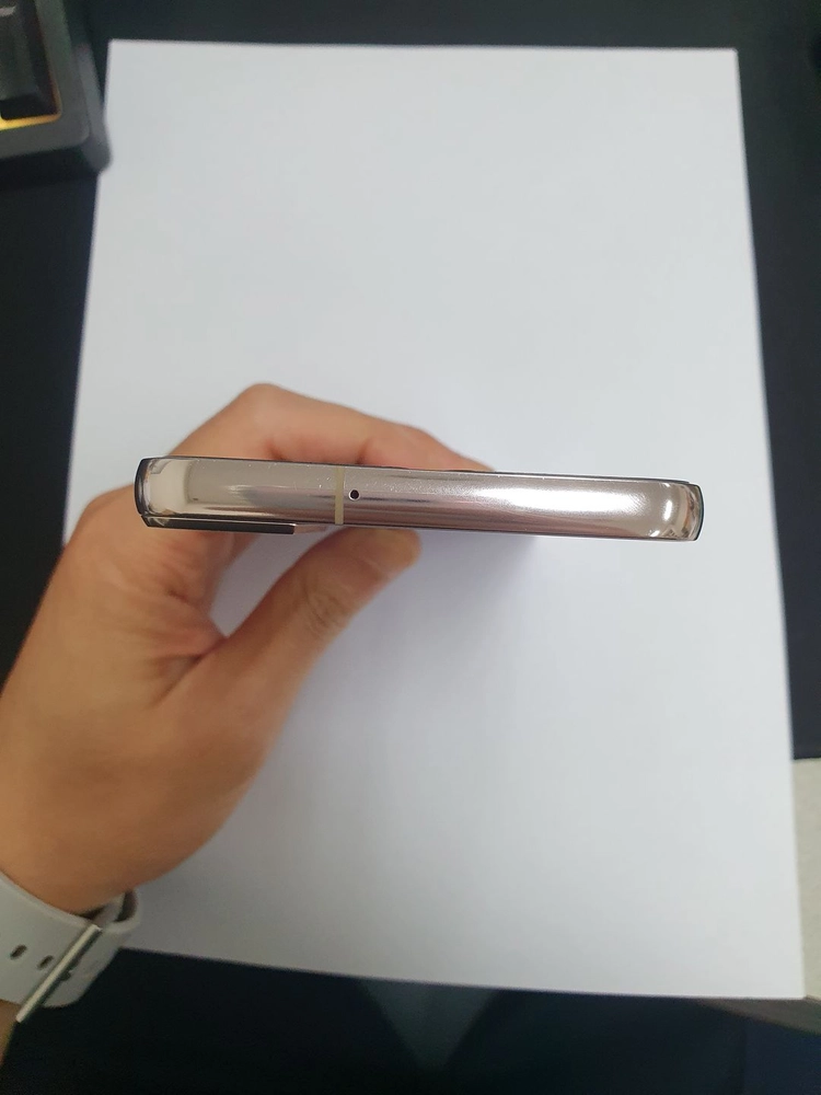 갤럭시S22플러스 256GB 퍼플 자급제 무잔상 A급 기능정상 중고폰 217356 이미지