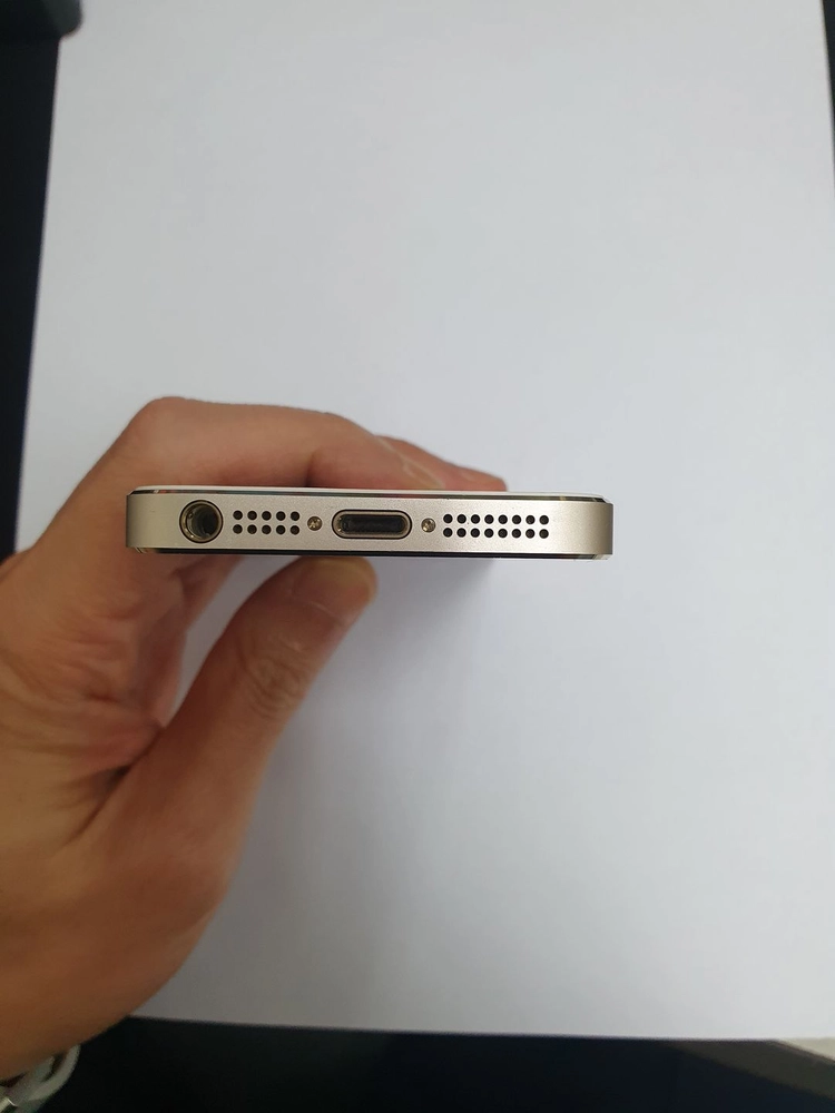 아이폰5S 16GB 골드 배터리97% 기능정상 중고폰 213119 이미지