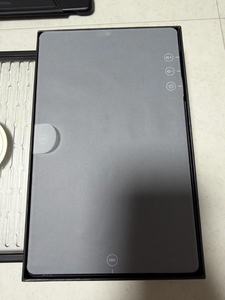레노버 y700 4세대 16/512 블랙 팝니다 - 안심되는 중고거래