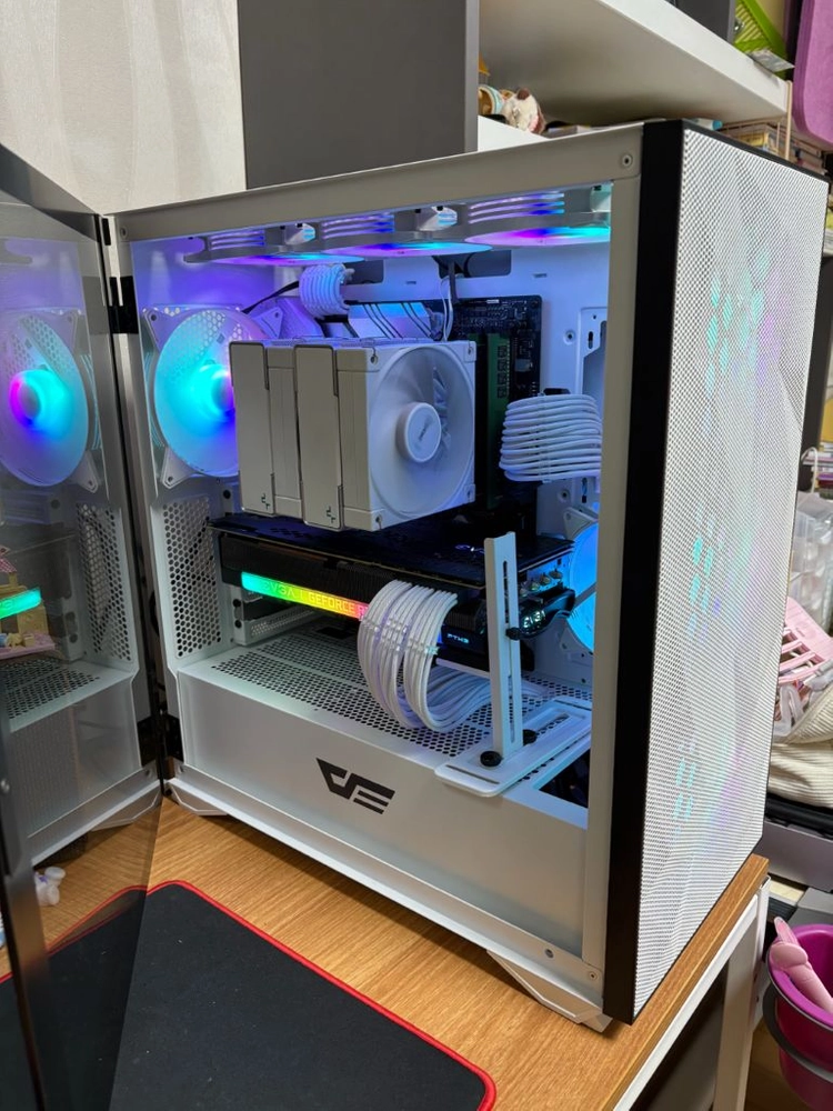 라이젠 5600x evga 3080 본체 이미지