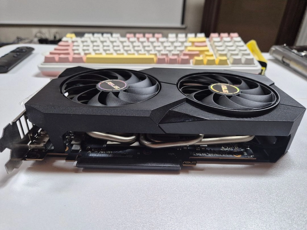 ASUS DUAL RX6600 8기가 팝니다. 이미지