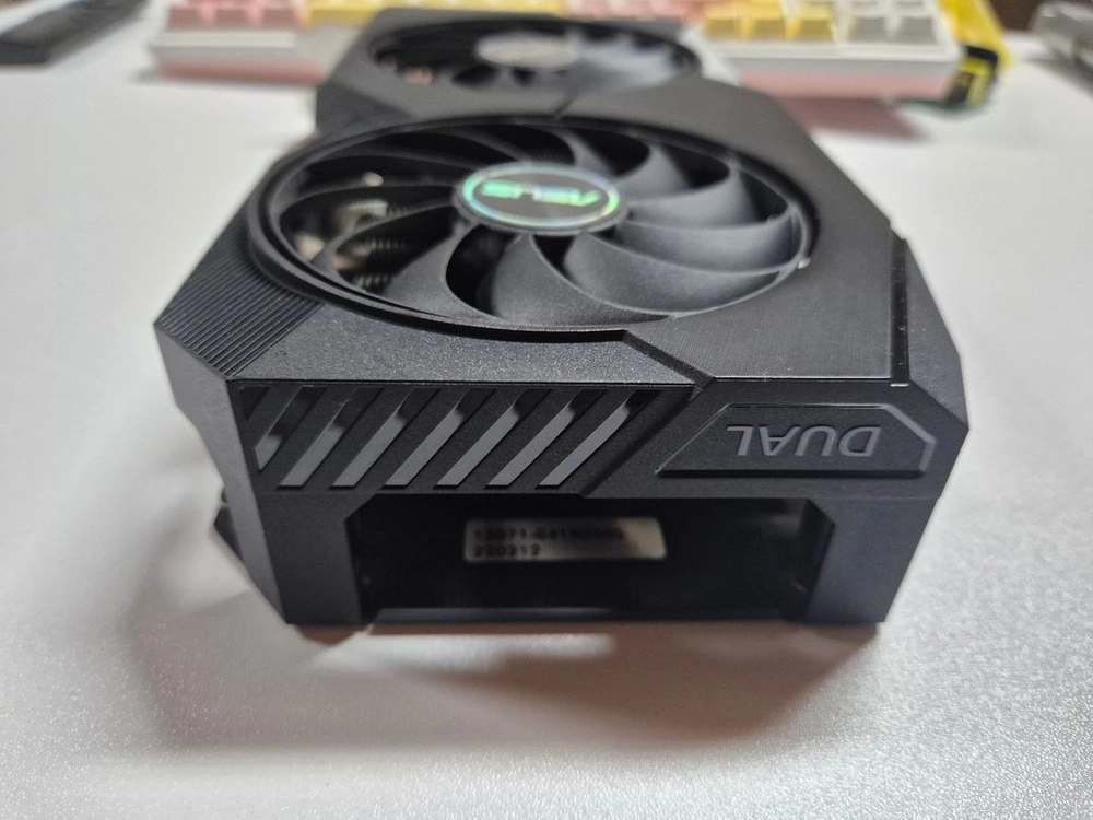 ASUS DUAL RX6600 8기가 팝니다. 이미지