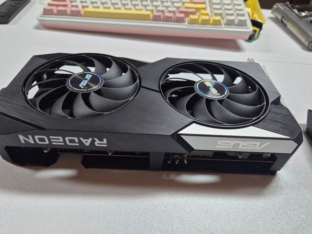ASUS DUAL RX6600 8기가 팝니다. 이미지