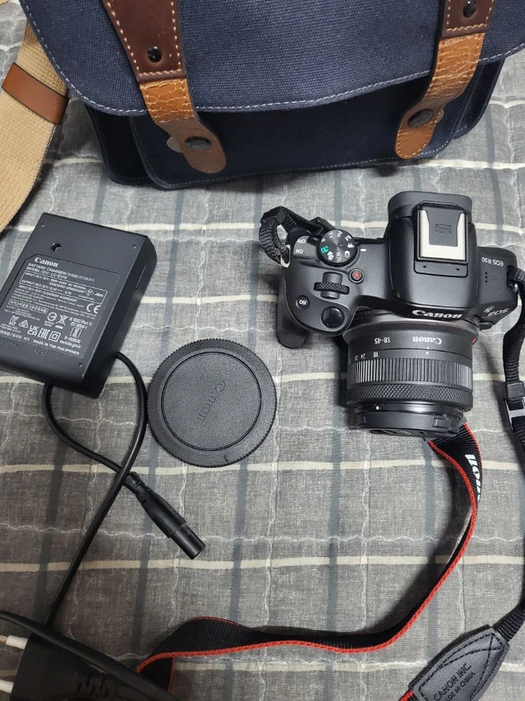 캐논 r50 번들킷 카메라 - 안심되는 중고거래