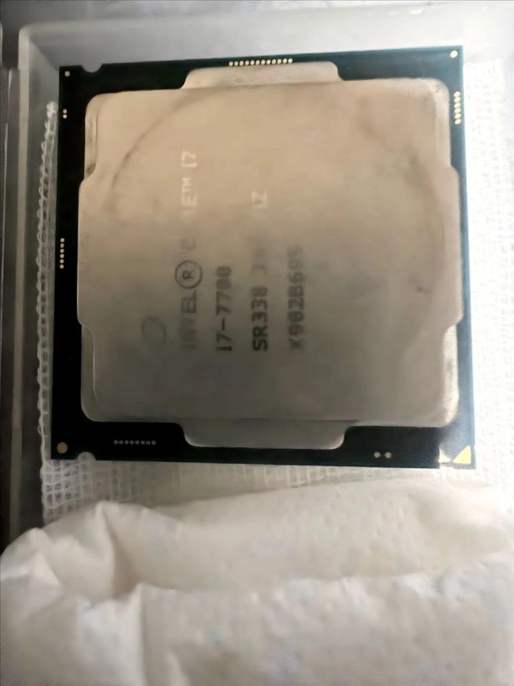 개별= i7-7700 (7만) / gtx 1660 ti (13만) / DDR4 8*2 (14만) 일괄 27 이미지