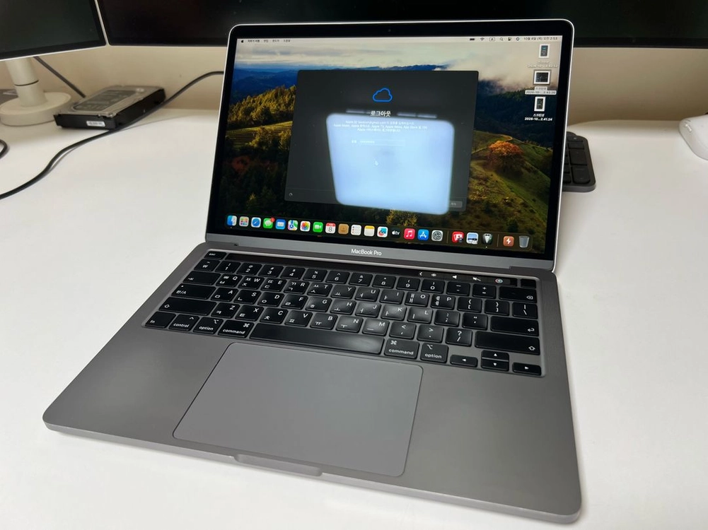 맥북프로 2020 13인치 i5 16GB 512GB 판매합니다. 이미지