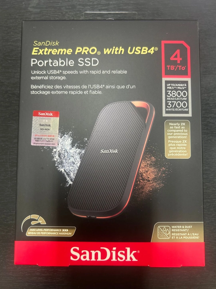 샌디스크 외장 SSD E82 4TB 블랙 미개봉 새상품 이미지